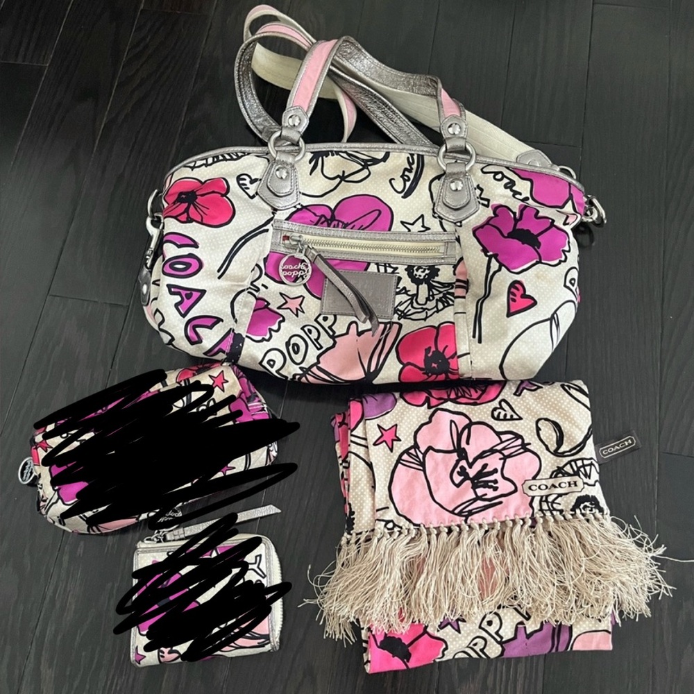 Coach poppy floral Y2K set (shoulder bag & scarf)